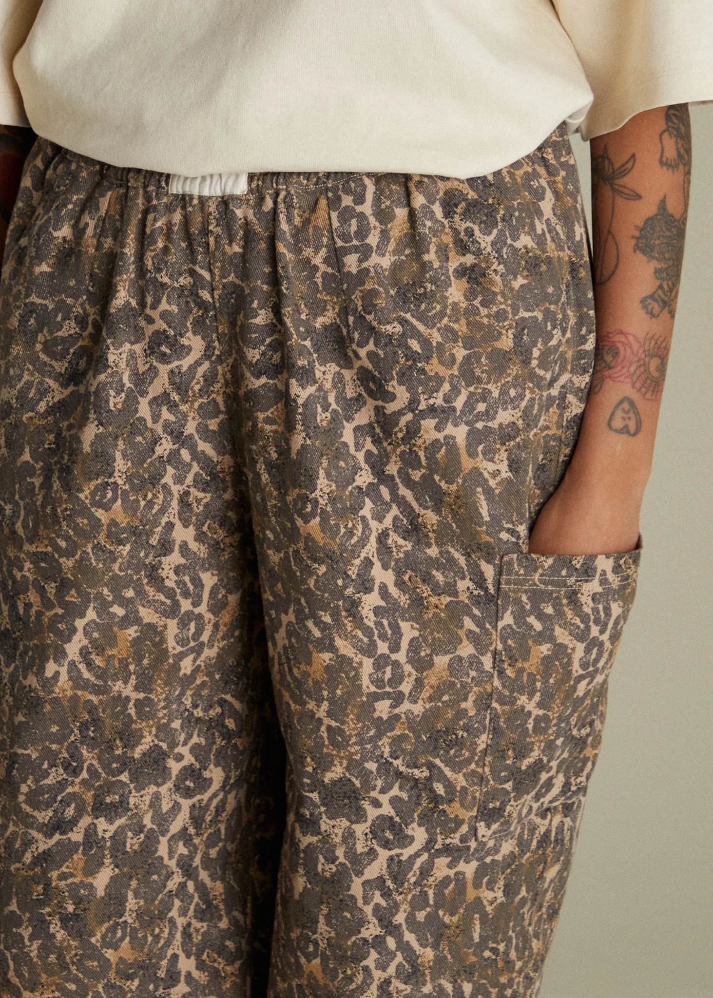 Adult Leopard Trouser - Image 4