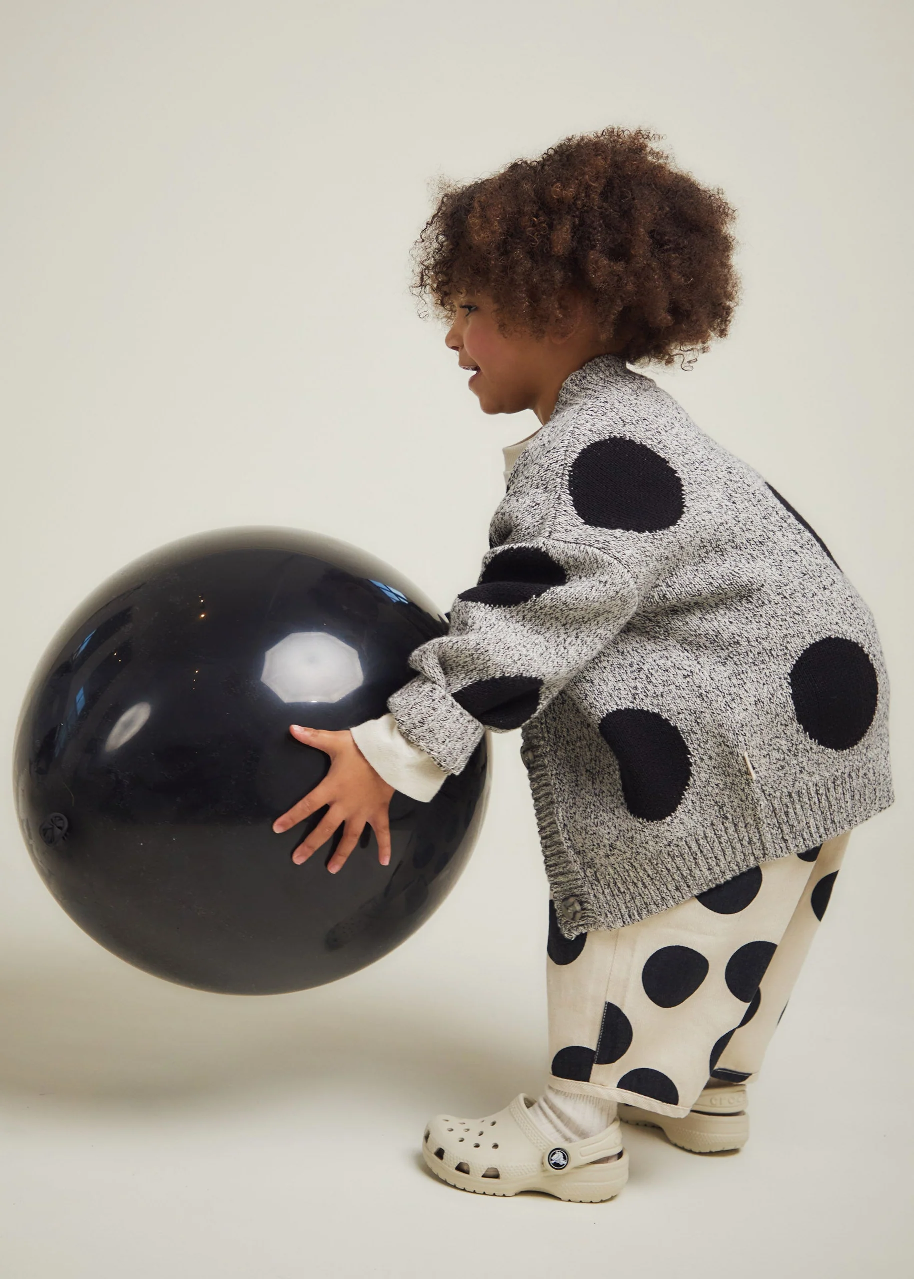 Eben Spot Grey Knitted Cardigan - Image 4