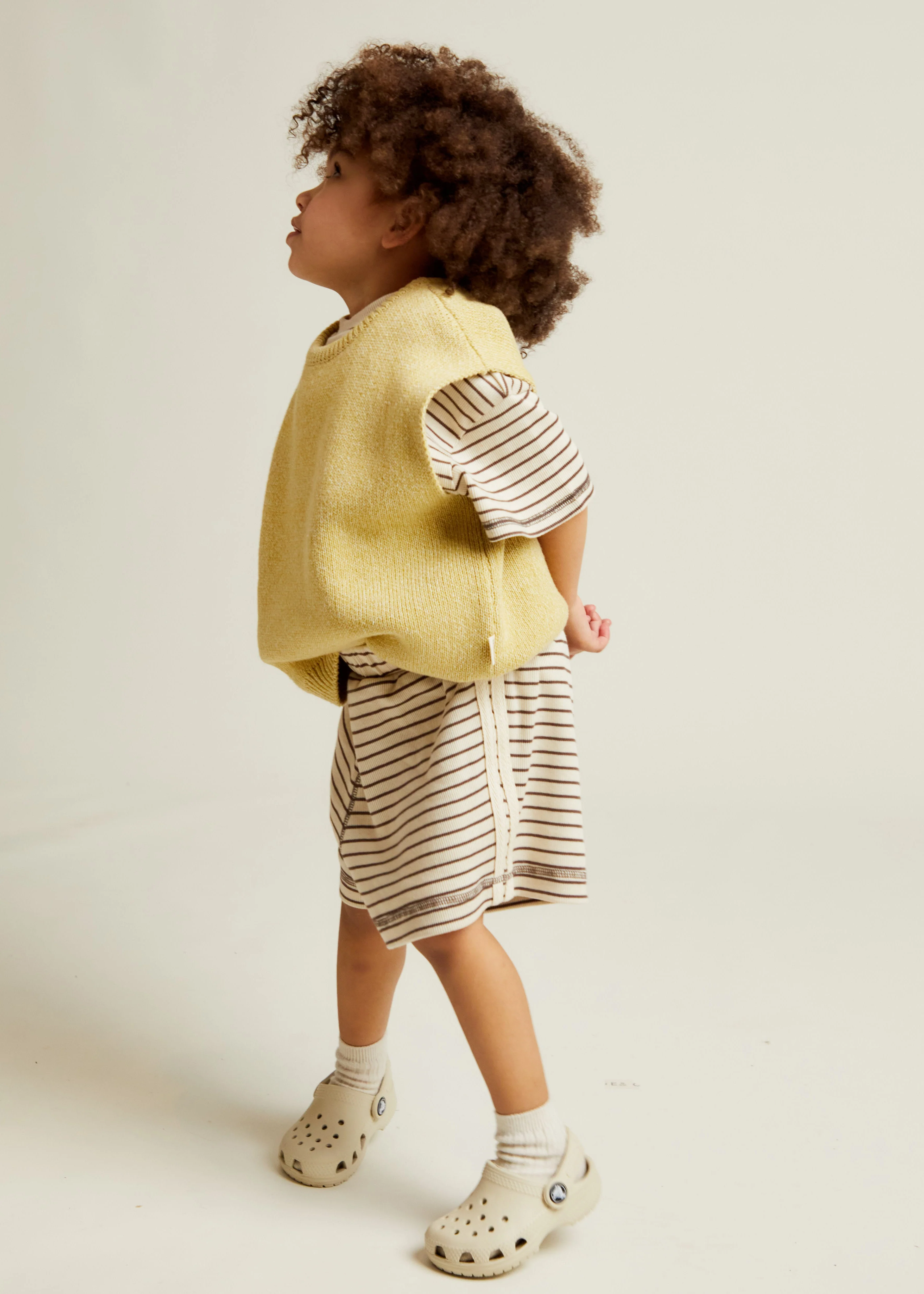 Noa Yolk Knitted Vest - Image 3