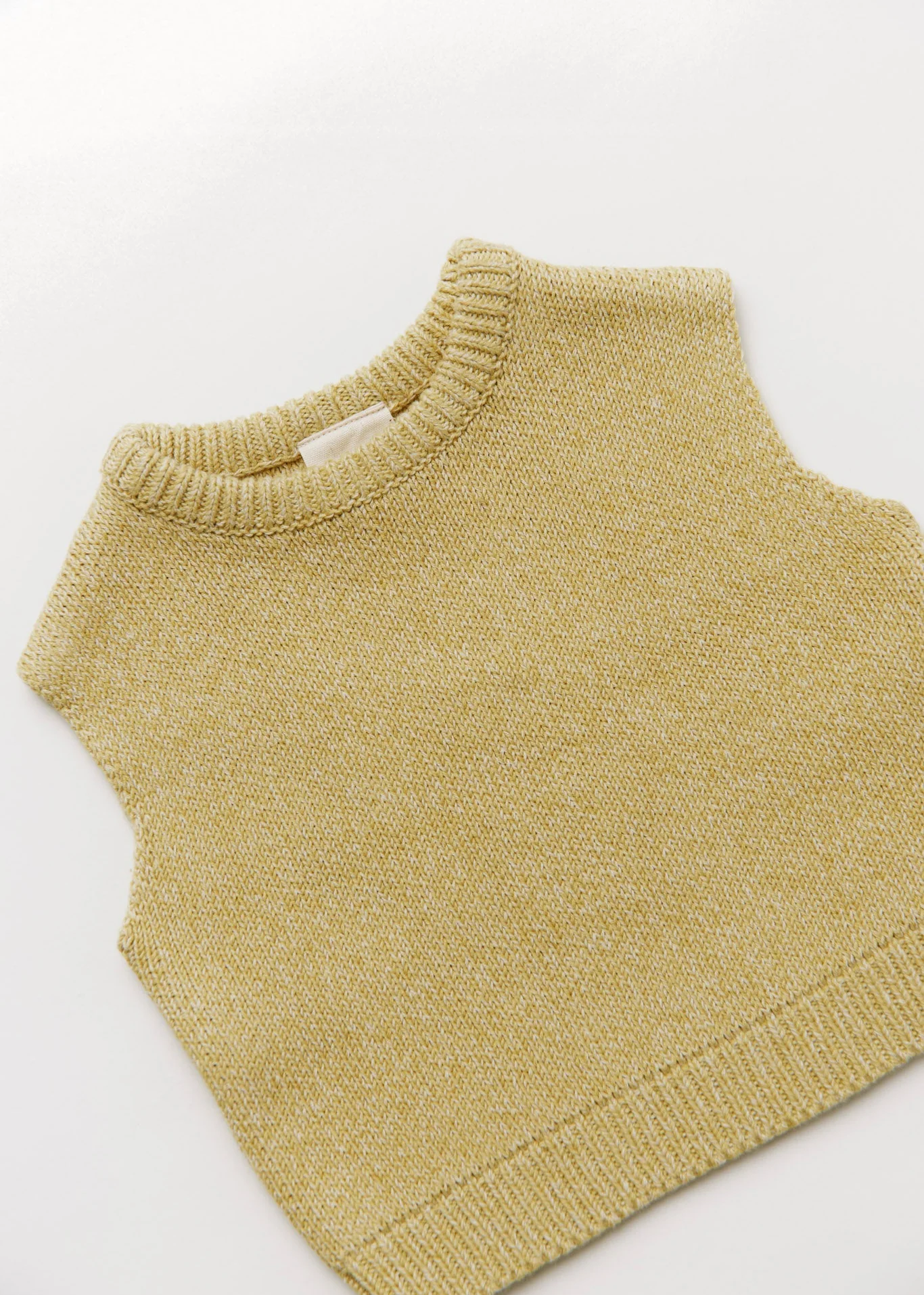 Noa Yolk Knitted Vest - Image 6