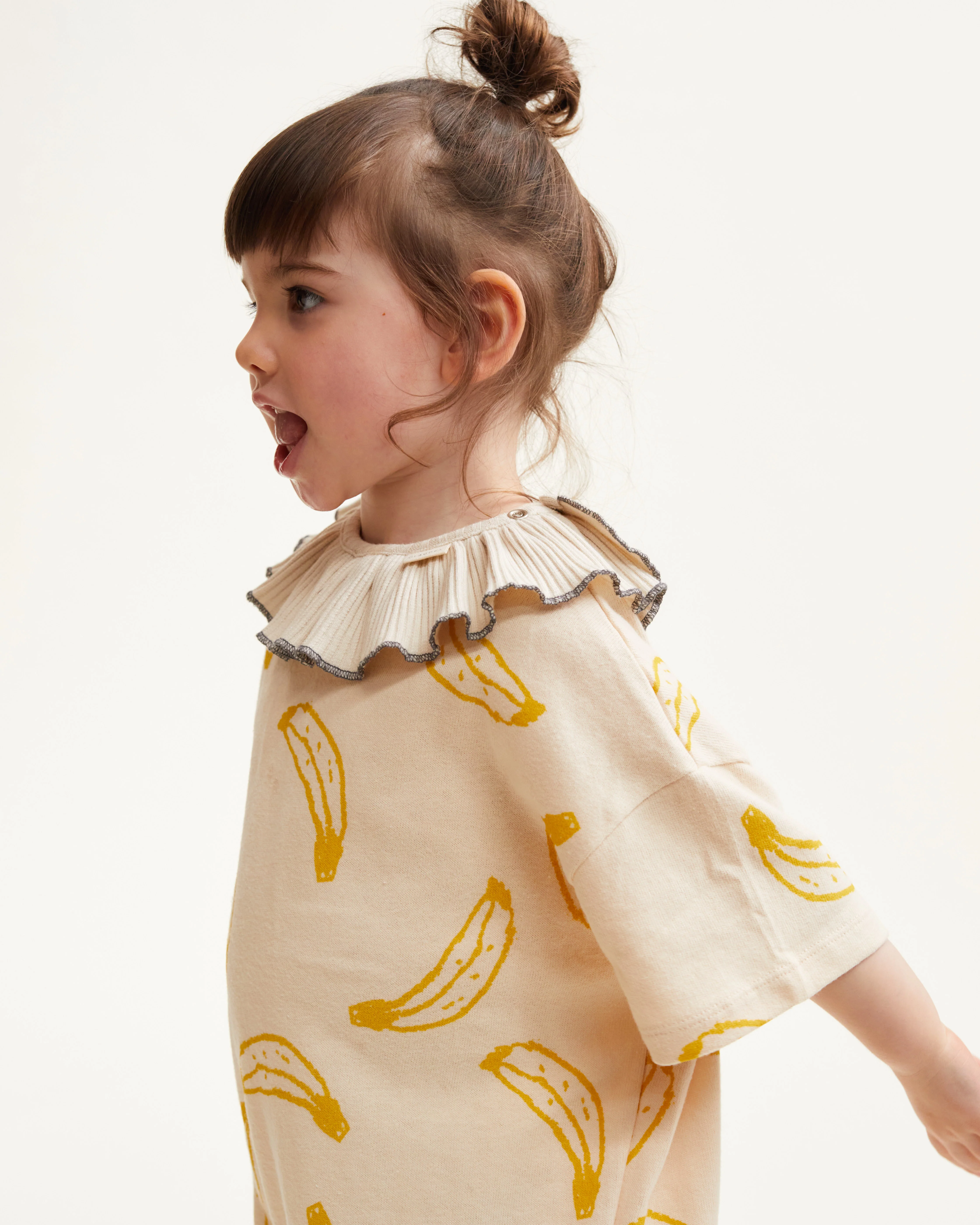 Bobbi Oat Collar Bib - Image 4